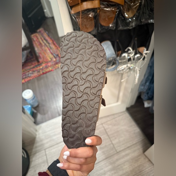 Birkenstocks! Size 36 / 6.5 - Picture 6 of 6
